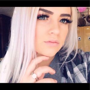 Meet your Posher, Jazmine